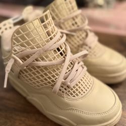 Nike Size 6  Jordan 4 Net Rattans Creme