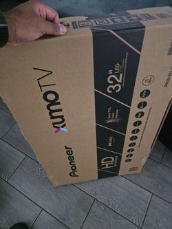 32" Pioneer Xumo TV