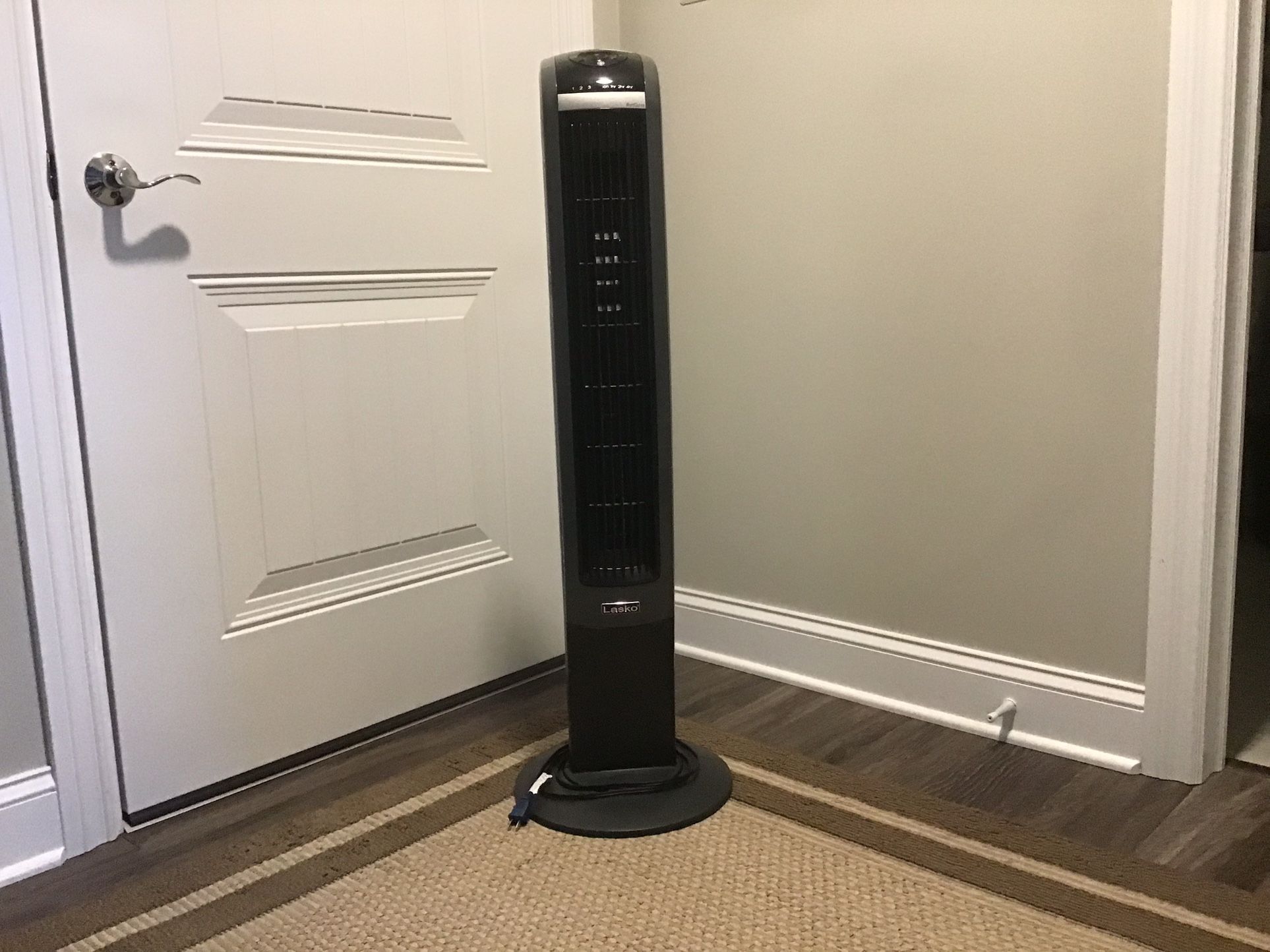 Fan , Lasko 43in. Tall Tower Fan