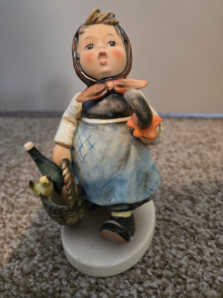 Vintage Hummel Visting An Invalid #382