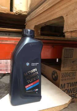 BMW 0w40 motor oil quarts