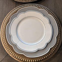 18pc Plate Set