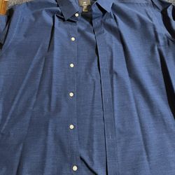 LOUIS VUITTON 2018 All Over Logo Dress Shirt Mens Sz Medium for Sale in  Boston, MA - OfferUp