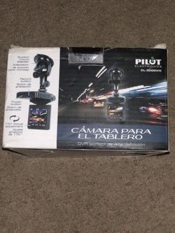 DVR with camera can use in car has car charger and SD card included