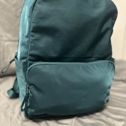 Used Lululemon Everywher3 Backpack-Green