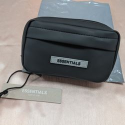 Men’s Essentials Sling Bag In Dark Slate/Stretch Limo/Black