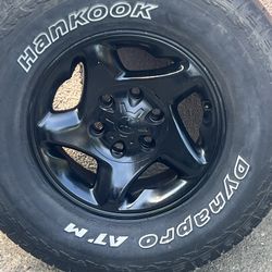 Toyota wheels  , on AT Dyna pros 265/75/17 thread on tires is about 30%  $400 obo  , All 4 center caps included 