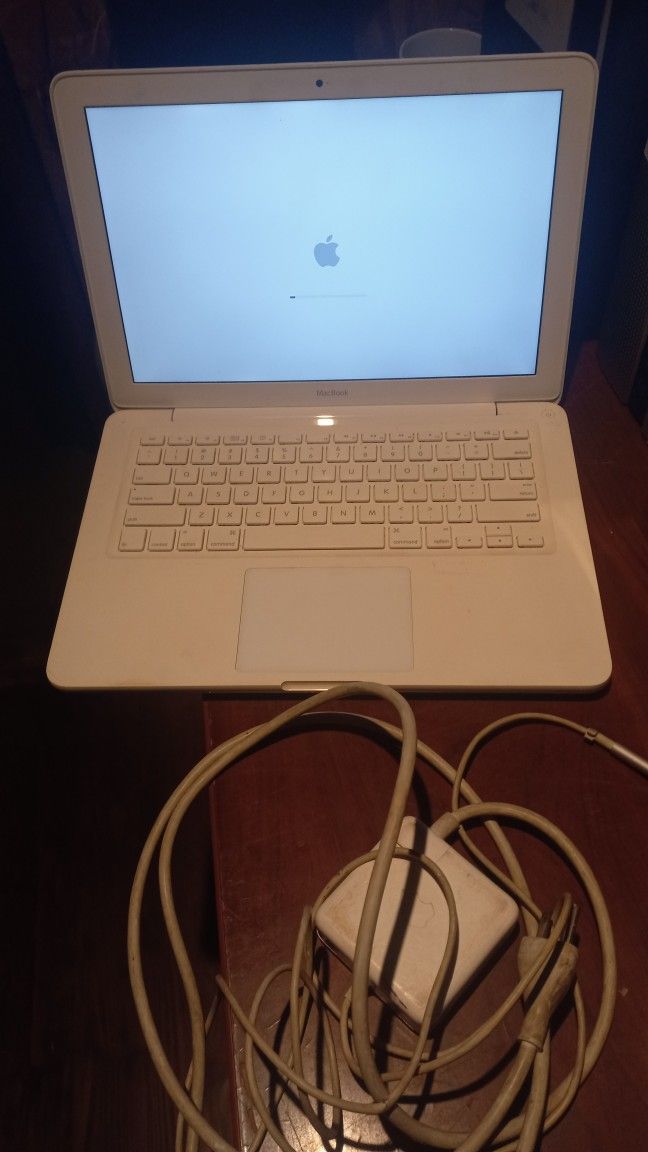 MacBook Laptop