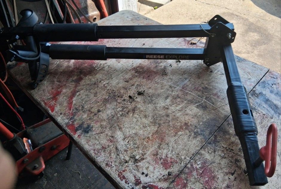 REESE  BIKE CARRIER 