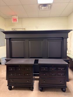 🖤✨ Heavy Solid Wood Black Bedroom Set w/ 2 Matching Nightstands