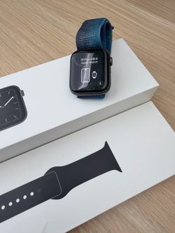 Apple Watch Series 5