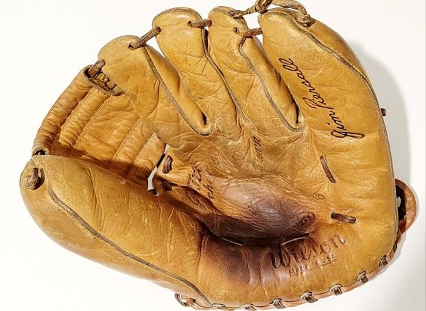 Vintage JIM PIERSALL Wilson A2280 Glove - Right Handed Glove - Made in USA