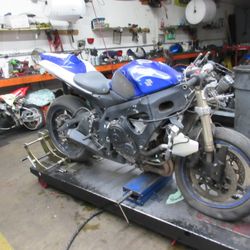 PARTED OUT - 2007 06-07 Suzuki GSXR 600 GSXR600 - Motorcycle parts - 115953