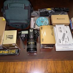 Nikon D200 Camera Bundle