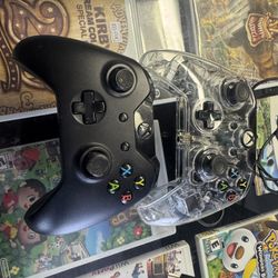 Xbox One Controllers 