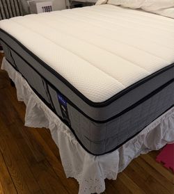 DIFAME Firm Queen Mattress