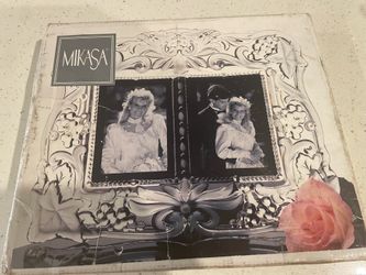 Vintage Mikasa crystal frame new