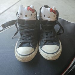 Hello Kitty Converse Size 1