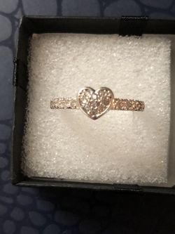 Sz8 Heart W/Inlaid Stones & On Sides 925 Stamped