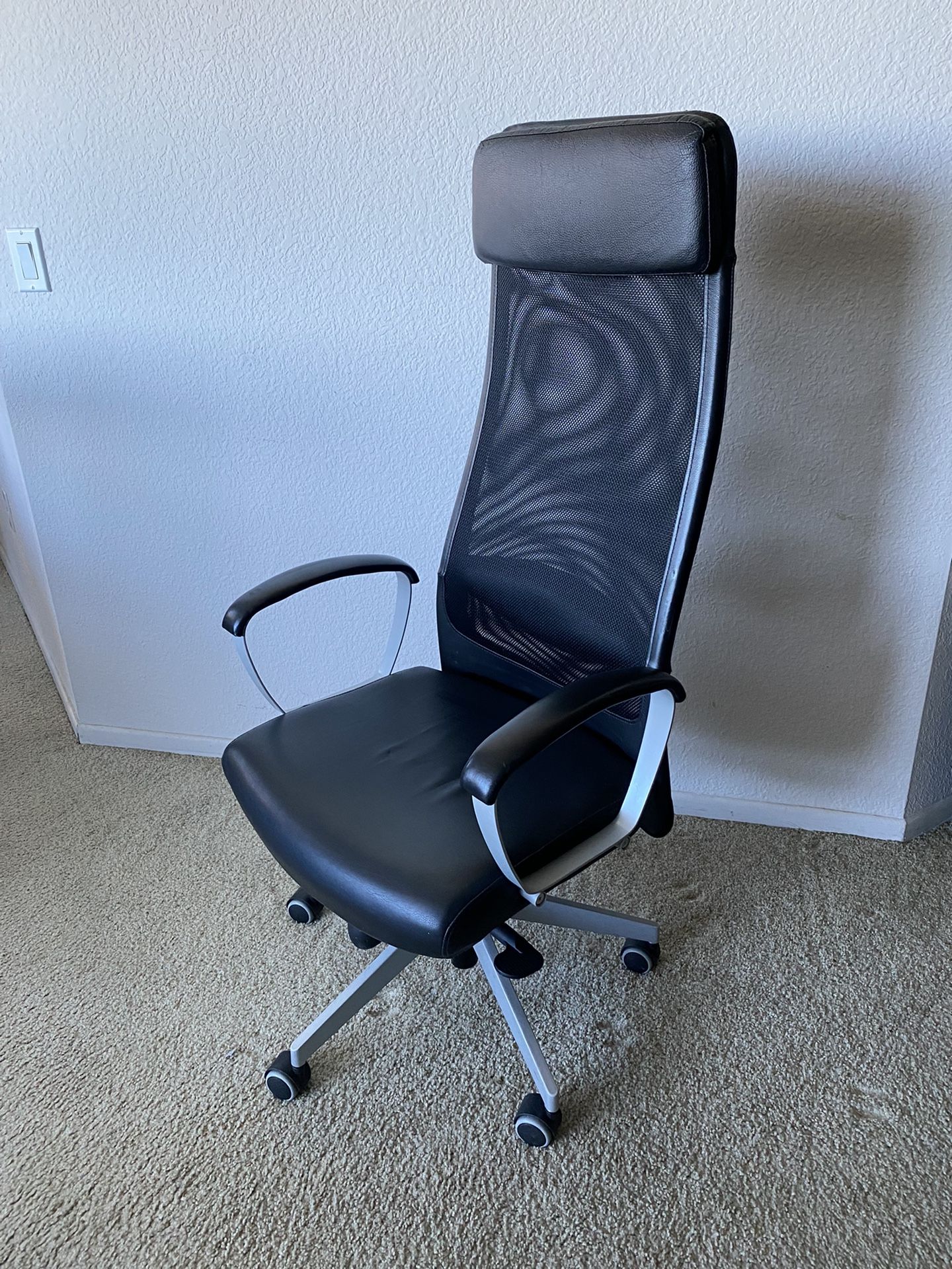 Ikea outlet markus headrest