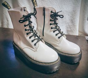 Dr. Martens