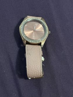 Women’s Pink Quartz Watch Gold Tone Crystal Bezel
