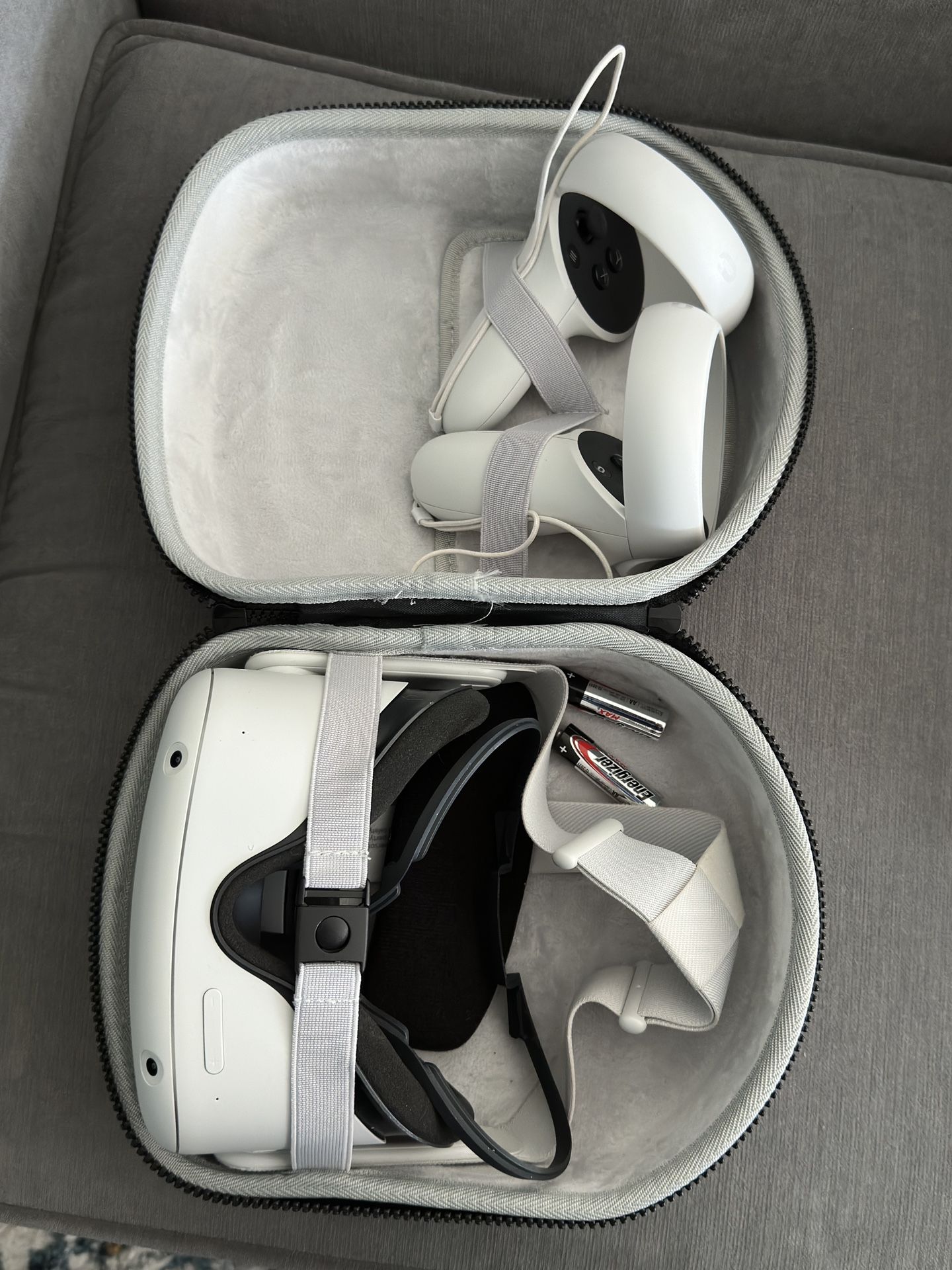 Quest 2 - 128gb All In One Wireless VR Headset