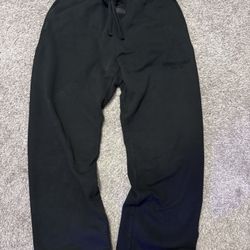 Black Essential Sweats 