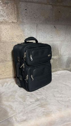 CARRY ON  SUITCASE LUGGAGE