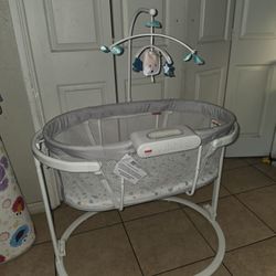 Fisherprice Bassinet 