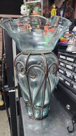 Glass Vase ❗️READ FULL DESCRIPTION❗️