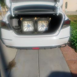 15 Inch Kicker Sub And 2000 Watts Skar Amp 