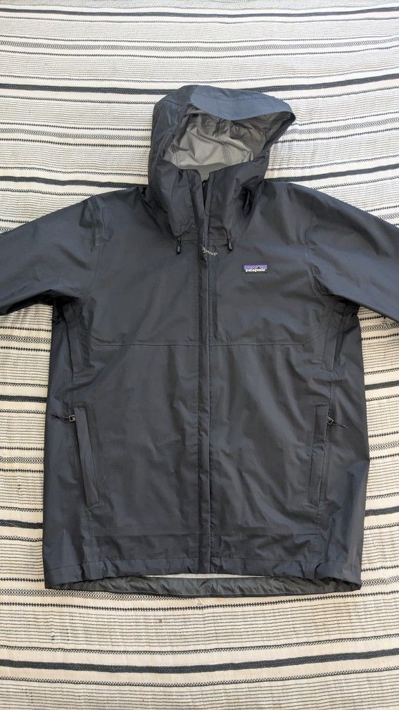 Patagonia Torrenshell Rain Jacket 🌧️