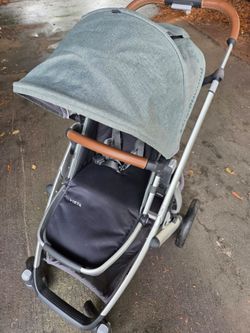 Uppababy Vista Stroller, Bassinet, Accessories
