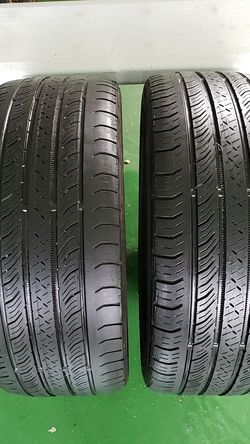 Condom in good condition 2 tires 225 45 17 good tread