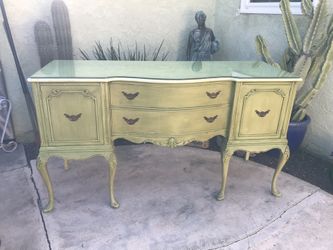 Vintage Buffet By Drexel 💚