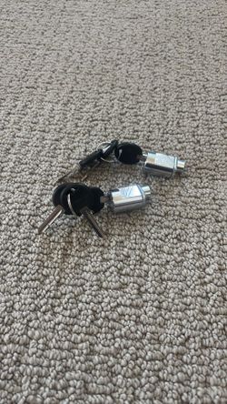 Storage unit locks