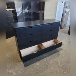 8 Drawer Dresser 