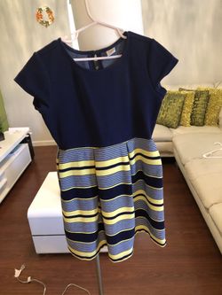 GYMBOREE girl dress size 10-12.