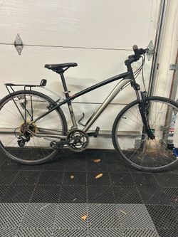 Specialized hybrid bike