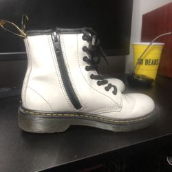 Kids Boots Good Condition 