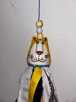 Yellow Cat tassel
