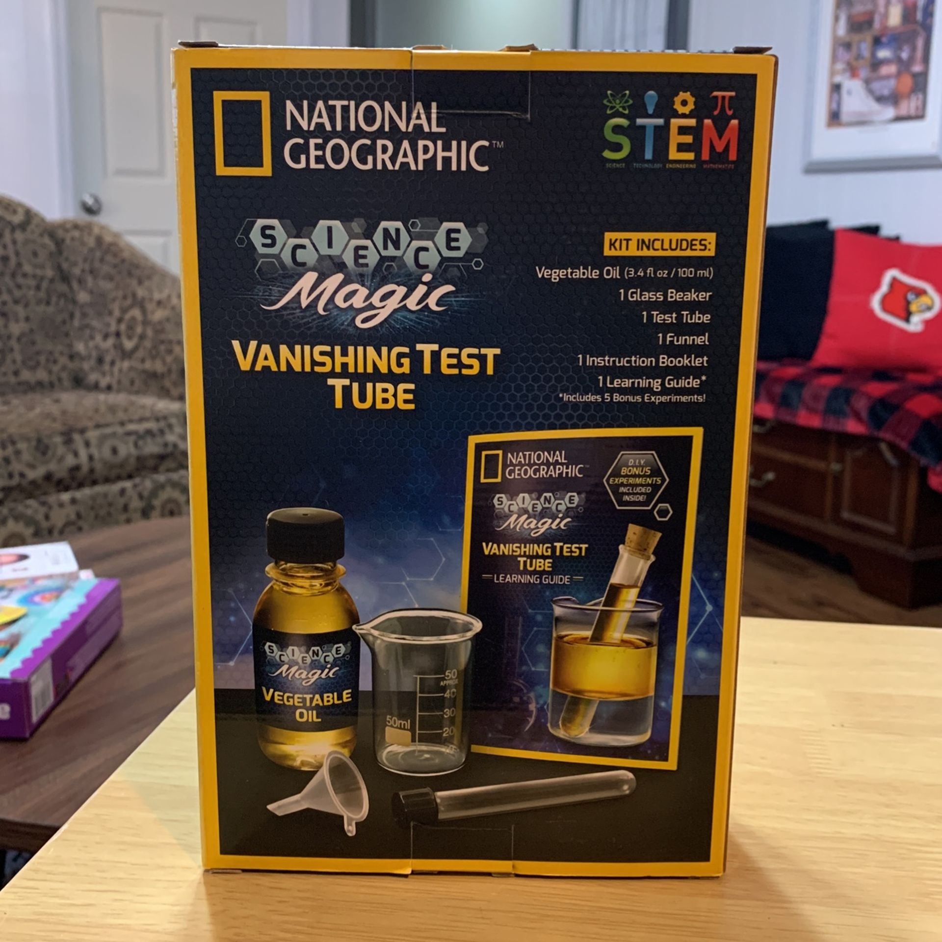 National Geographic/science magic/vanishing test tube