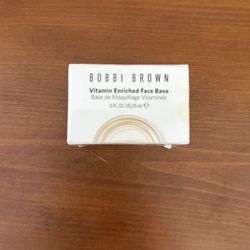 Bobbi Brown Vitamin Enriched Face Base