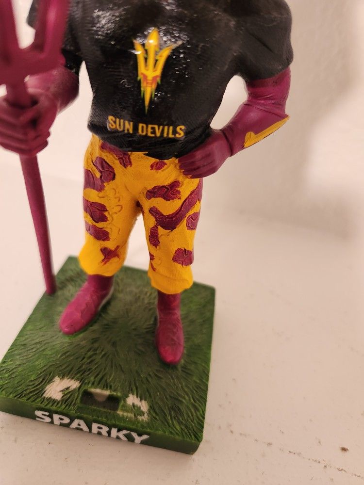 Franken Weenie Sparky Bobbinghead (Completed) - HobbySearch