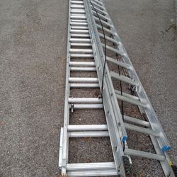 32 Ft Ladder