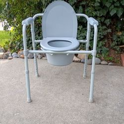 Toilet Handicap Portable Excellent Condition 
