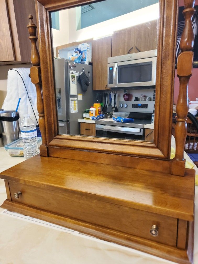 Vintage Ethan Allen Dresser Shaving Mirro