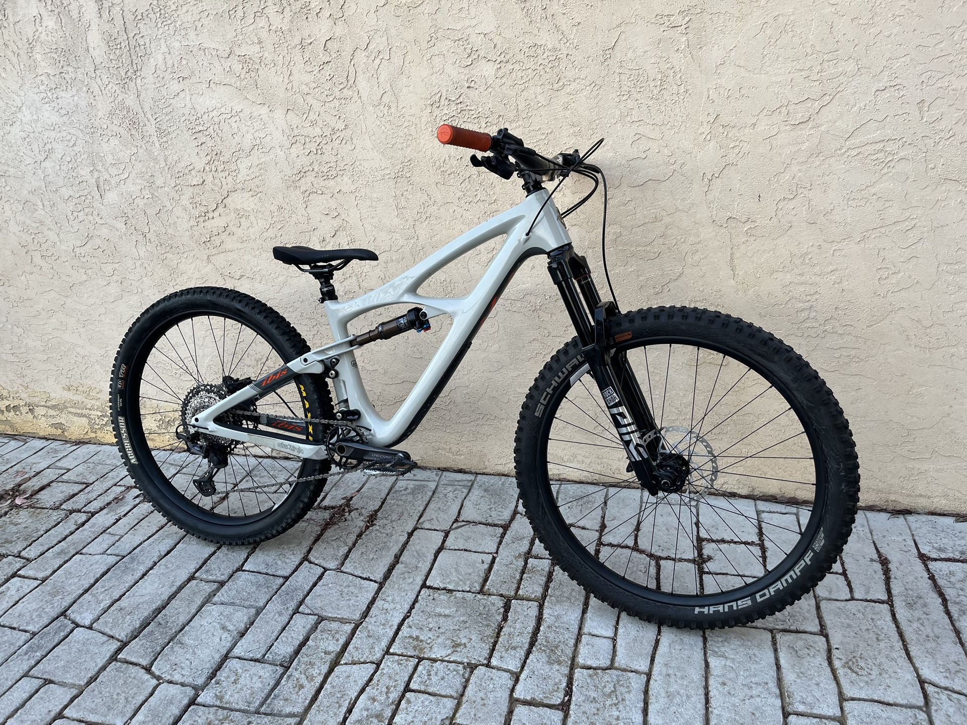 Ibis Mojo
