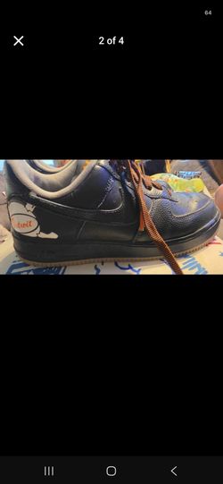 100 black Nike air